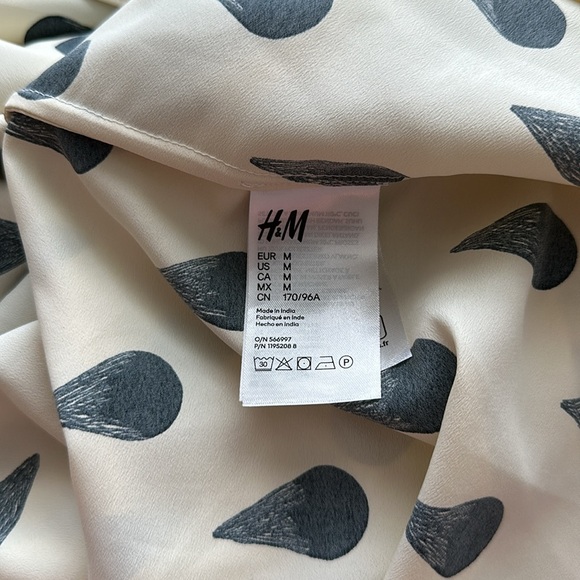 Dress (asymmetric) - Picture 14 of 14